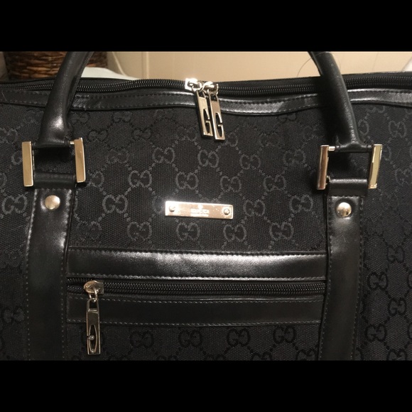 PREVIEWluggage/handbags//totes/satchels/minis/more - Picture 6 of 8